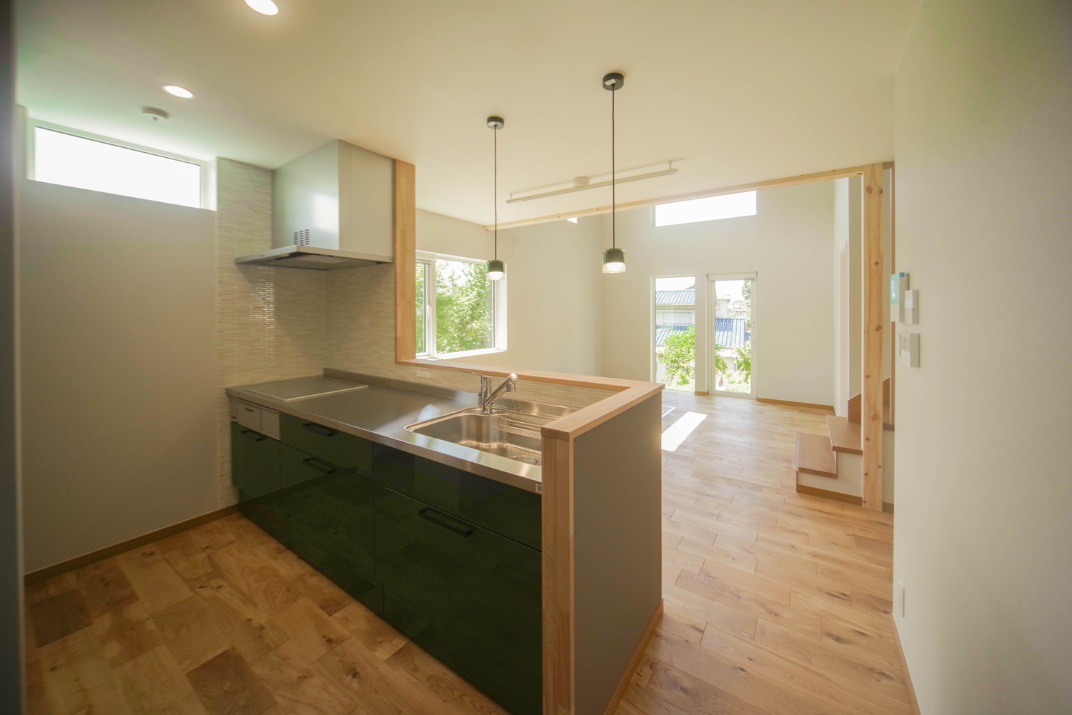 case_metal/実例 下仲邸/5-