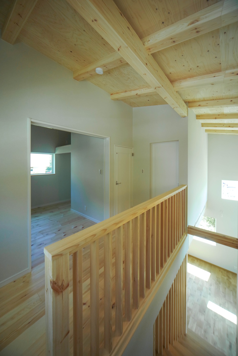 case_metal/実例 下仲邸/7-